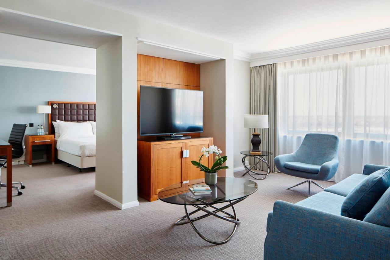 Portsmouth Marriott Hotel Bagian luar foto
